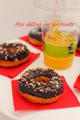 DONUTS AMERICAINS DONUTS AMERICAINS