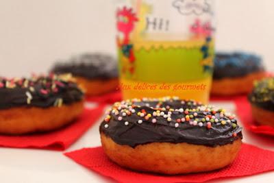 DONUTS AMERICAINS DONUTS AMERICAINS