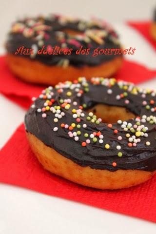 DONUTS AMERICAINS DONUTS AMERICAINS