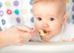 DIVERSIFICATION: L'introduction des aliments solides pendant l'allaitement prévient les allergies – Pediatrics