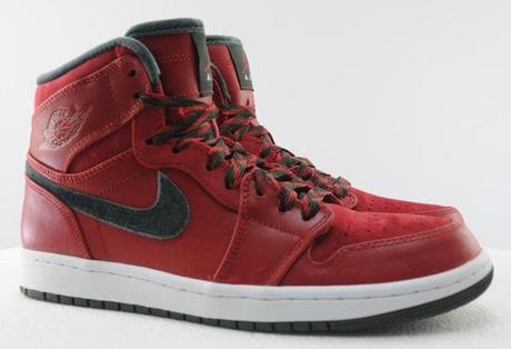 Air Jordan 1 Retro High Premier Varsity Red Dark Army air-jordan-1-high-retro-premier-varsity-red-dark-army-02