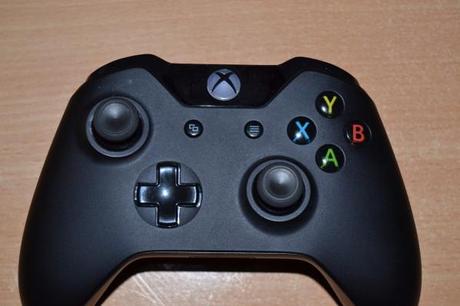 Présentation de la Xbox One Jeux-video-5-0105.JPG