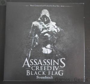 AC4 unboxing skull edition 08 300x280 Arrivage : Assassins Creed 4 : Skull Edition  skull edition ps4 collector assassin creed 4 arrivage 