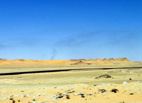 desert_oil_road_photo_StefoF