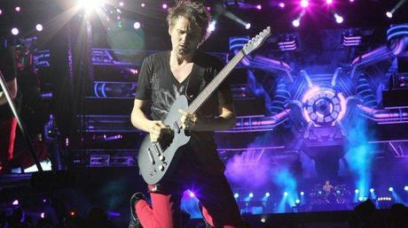 Matthew Bellamy, leader du groupe Muse, à Nice le 26 juin 2013
