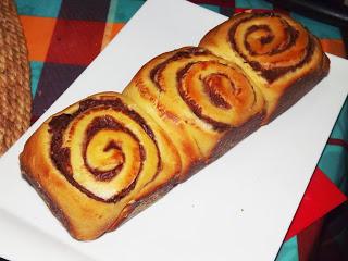 Chinois au chocolat : Brioche à la crème pâtissière chocolaté Chinois au chocolat : Brioche à la crème pâtissière chocolaté