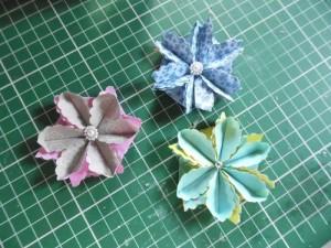 Une jolie fleur en papier SAM 0037