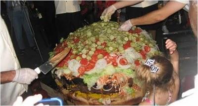 Le plus gros hamburger commercialisé record plus gros hamburger