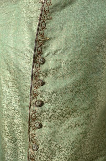 Vente d’étoffes, papiers peints, costumes et haute-couture Veste d'habit à basques, vers 1770