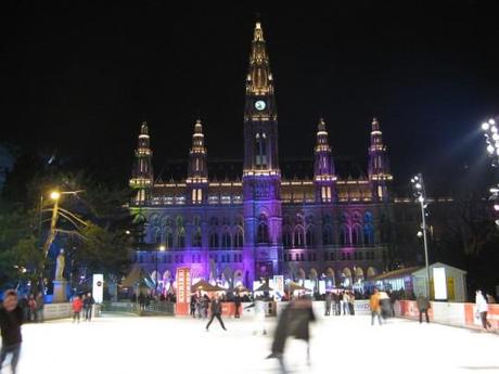 Rathaus e1291738249690 Amazing Outdoor Ice Skating Rinks