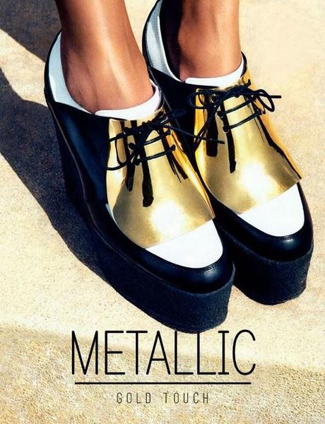 *Metallic gold touch# shoes***