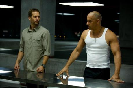 Fast and Furious 7 : Le tournage officiellement stoppé suite au décès de Paul Walker fast-and-furious-6-paul-walker-vin-diesel-2013
