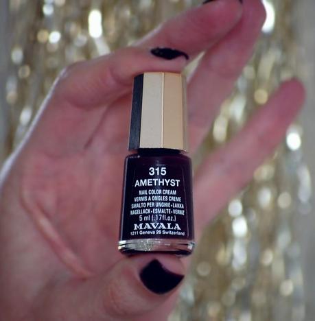 Ma manucure « pré-Fêtes » mavala amethyst