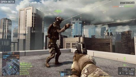 DICE arrête de travailler sur ses DLC pour fixer les bugs de Battlefield 4 1384378120__battlefield-4-soldier-glitch