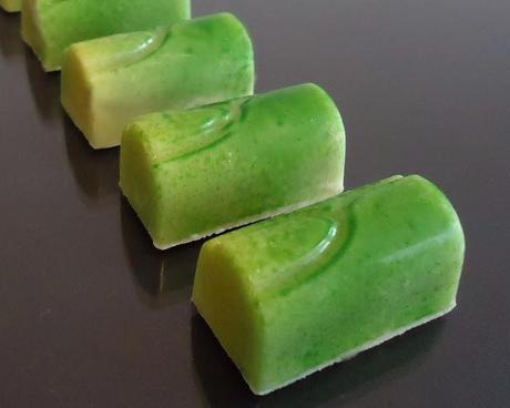 Chocolats fins : caramel au citron vert et praliné noisette