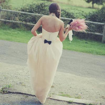 interview creatrice de robe de mariée jardin d'étoffe atelier nanatais estelle reucher robe de mariée bustier ivoire crème styliste créateur tendance