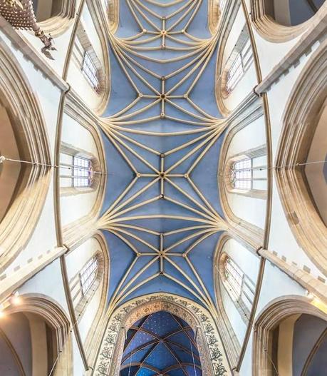 VERTICAL CHURCH church5