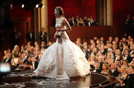 Jennifer-Lawrence-en-Dior-Oscars-2013