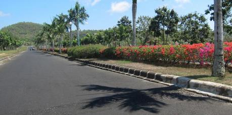 Sable blanc et eau turquoise : Dreamland beach au sud de Bali Dreamland beach (Unggasan, Bukit Peninsula, Bali, Indonesia)