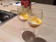 Mousse à la banane, ananas et fruits de la passion. Mousse à la banane, ananas et fruits de la passion.