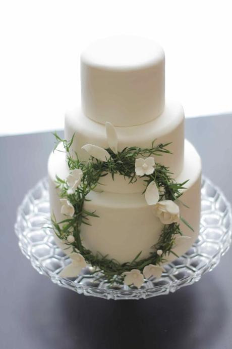 wedding cake courrone