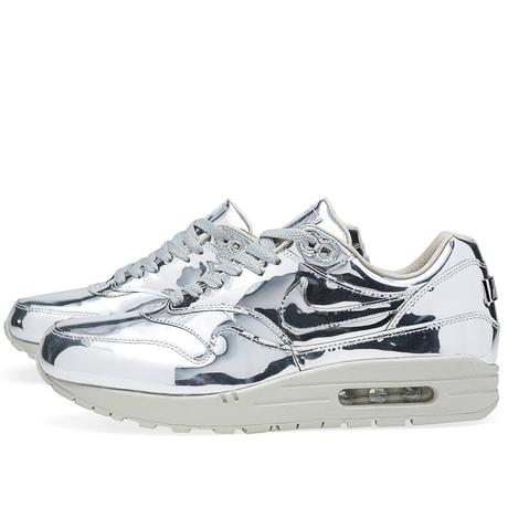 Calendrier de l’avent ❘ L’idée cadeau #8 nike28-10-2013_nike_airmax1sp_liquidsilver2