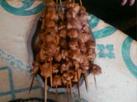 Brochettes de dinde à la chermoula et son riz couronné Brochettes de dinde à la chermoula et son riz couronné