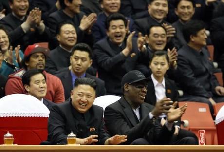 Kim Jung-Un a des copains américains. Enfin un. Le légendaire basketteur Dennis Rodman.