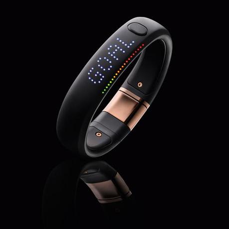 Photo de Nike+ FuelBand SE Rose Gold Image nike fuelband se rose gold 4 550x550 Nike+ FuelBand SE Rose Gold