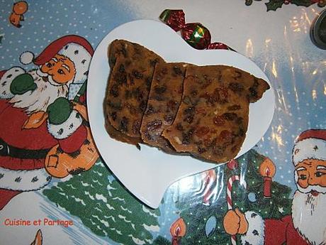 Christmas pudding ou le pudding de Noël tranche-de-pudding.jpg