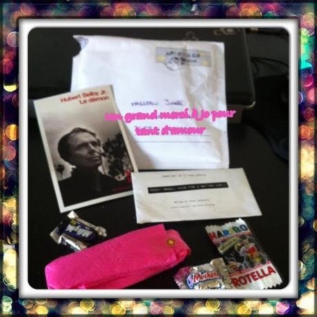 SWAP Génération blogueuse, made in France et bio à 90% ♥ La photo avec l'enveloppe est celle de JO, la photo avec le paquet de mouchoirs Grenouille est celle de Christel ♥