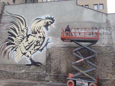 Ce qui se cache derrière le « grand coq » ... Ce qui se cache derrière le « grand coq » ...