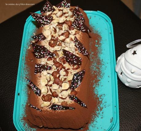 Bûche pralinée, caramel, brownie noisettes! IMG_9206