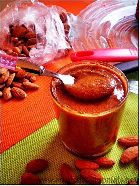 Recette pâte de pralinée maison aux amandes pate-pralinee-maison-facileP1020216.JPG
