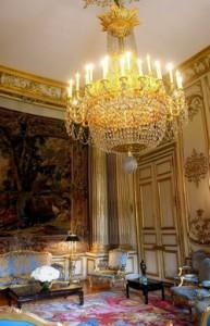 Un geste de Noël, proposition à nos ministres, nos élus, nos politiciens et tous ceux qui ont le cœur sur la main avec l’argent des autres Elysée Salon Pompadour