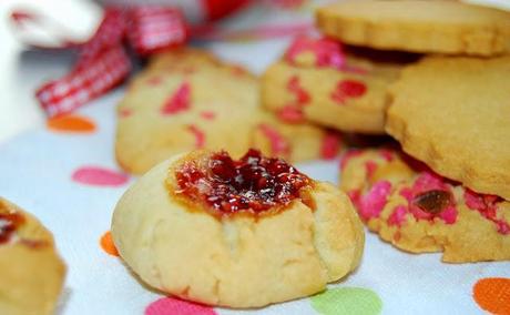 Biscuits sablés aux pralines roses Biscuits sablés aux pralines roses