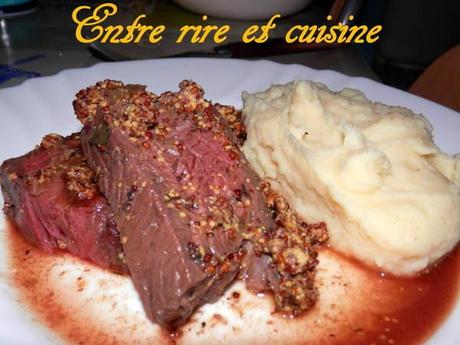 Rôti de boeuf à la moutarde à l'ancienne (au four) PC070097 sur Imagesia