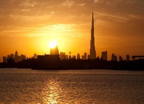 DisaSolar place ses panneaux solaires sur la plus haute tour du monde 01eadubai_downtown_photo_the_dead_pixel