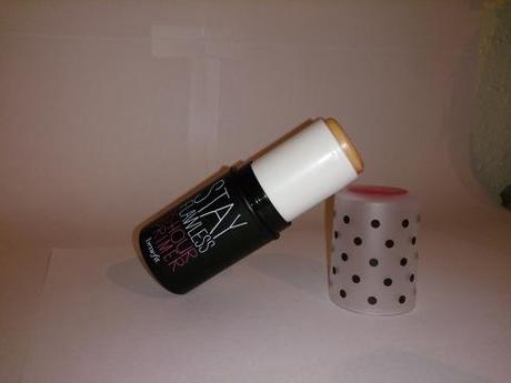 Maquillage de fêtes – La base : Comment faire tenir son make-up toute la soirée ? DSC_0080