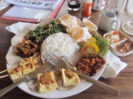 Indofood : Nasi Campur au Rendez-vous doux  à Ubud