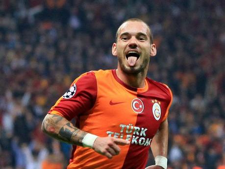 Mercato-Man Utd : Sneijder dans le viseur ? sneijder-galatasaray