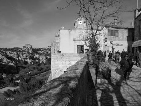 Pieds et paquets marseillais , balade aux Baux de Provence en version B&W