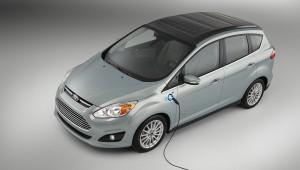 Le concept-car Ford C-MAX-Solar-Energi Le C-Max Solar Energi est capable d'optimiser la recharge solaire.