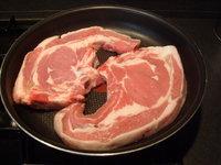 Cote de veau aux aillets, moutarde à l'ancienne créme de soja IG BAS Cote de veau aux aillets, moutarde à l'ancienne et créme de soja