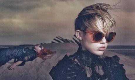 Miley Cyrus, nouvelle égérie de la campagne Marc Jacobs de cet été...