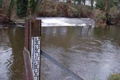 Pendant l'épisode de crue fin décembre 2013, l'eau est montée jusqu'au niveau 17. (Crédit photos, SMT)