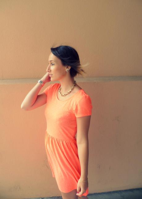 Une robe simple qui se suffit à elle même Une robe simple qui se suffit à elle même