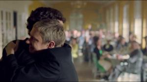 Non Sherlock, je ne te lâcherai pas tant que tu ne me promets pas de revenir très vite!