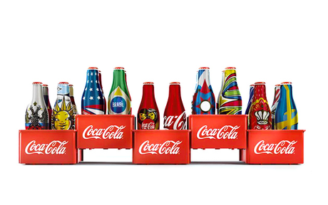 Coca crée des mini bouteilles interactives en hommage à la Coupe du Monde
