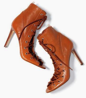 SJP, La collection de souliers de Sarah Jessica Parker bientôt dispo chez Nordstrom... SJP, La collection de souliers de Sarah Jessica Parker bientôt dispo chez Nordstrom...